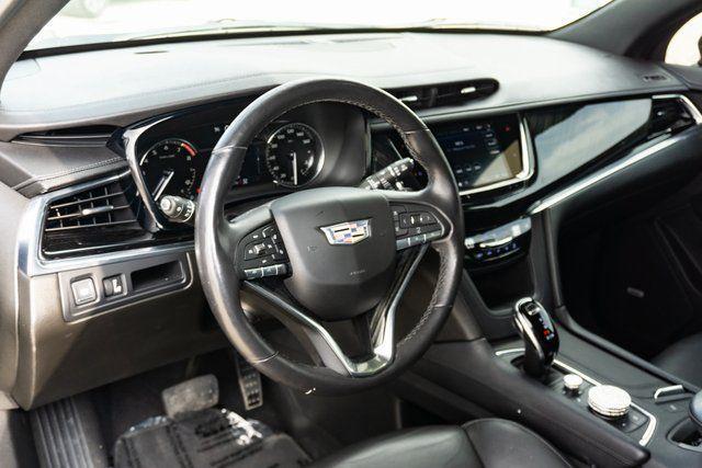 used 2022 Cadillac XT6 car, priced at $28,800