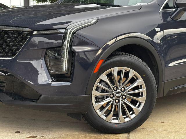 used 2025 Cadillac XT4 car, priced at $44,650