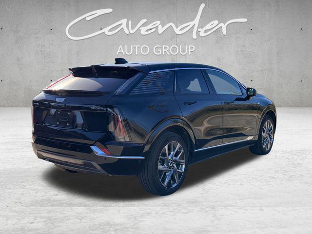 used 2025 Cadillac OPTIQ car, priced at $43,553