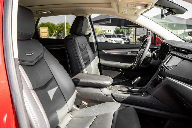 used 2019 Cadillac XT5 car, priced at $25,722