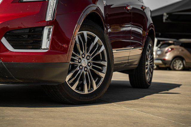 used 2019 Cadillac XT5 car, priced at $25,722