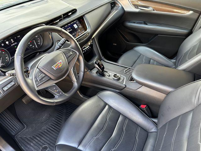 used 2024 Cadillac XT5 car, priced at $46,982