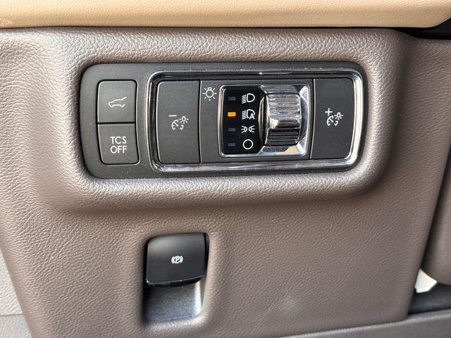 used 2021 Lincoln Nautilus car, priced at $25,218