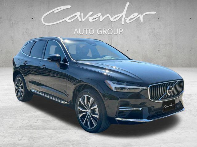 used 2022 Volvo XC60 Recharge Plug-In Hybrid car, priced at $32,875