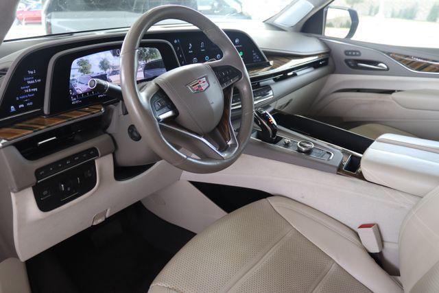 used 2023 Cadillac Escalade ESV car, priced at $70,999