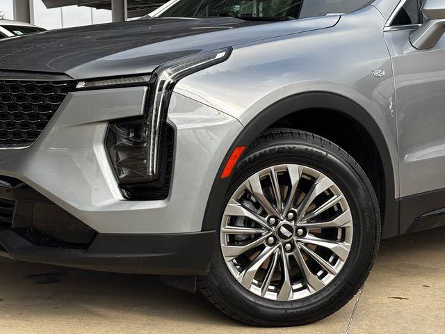 used 2025 Cadillac XT4 car, priced at $33,431