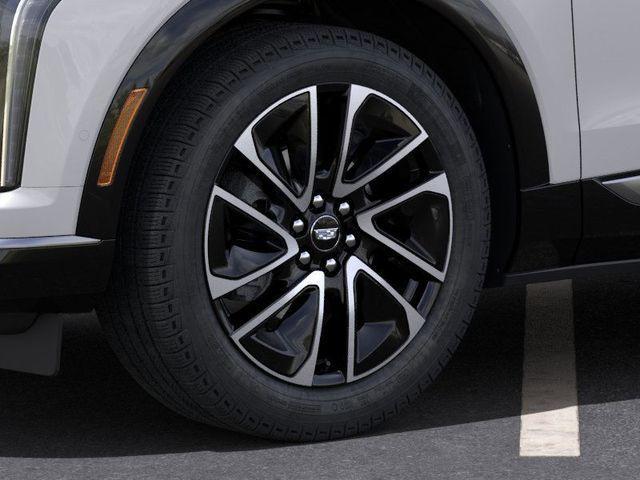 new 2025 Cadillac OPTIQ car, priced at $58,470