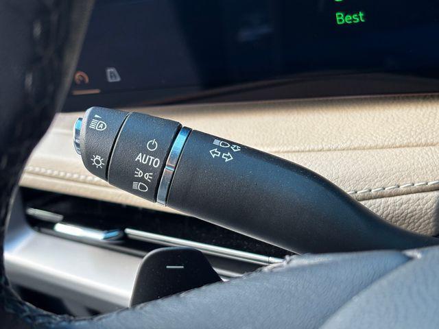 used 2025 Cadillac XT4 car, priced at $35,520