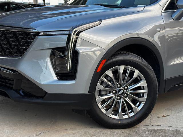 used 2025 Cadillac XT4 car, priced at $35,520