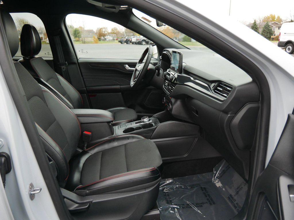 used 2025 Ford Escape car, priced at $25,987
