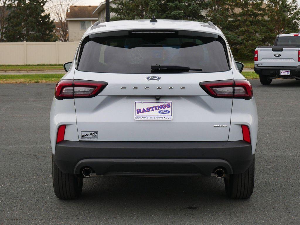 used 2025 Ford Escape car, priced at $25,987