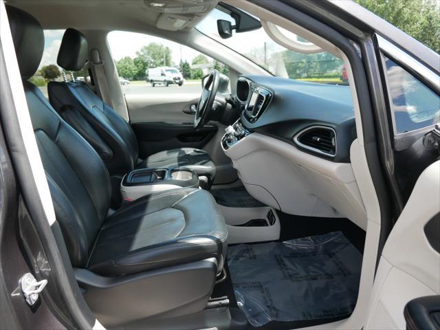 used 2020 Chrysler Pacifica car, priced at $18,987