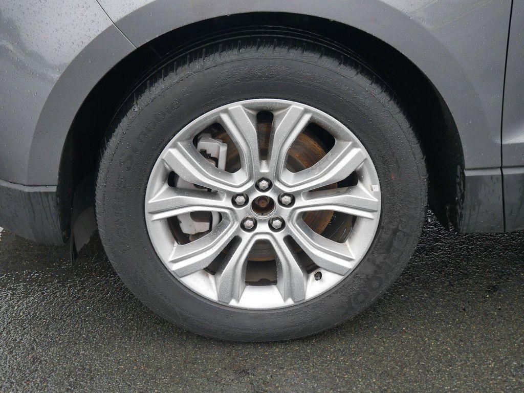 used 2024 Ford Edge car, priced at $27,987