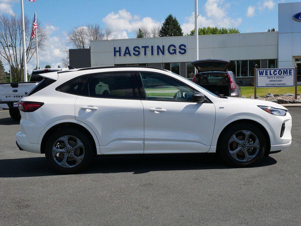 used 2023 Ford Escape car, priced at $22,987