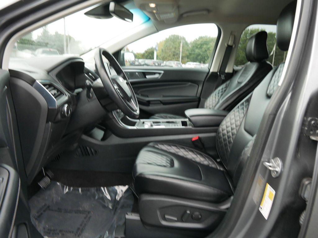 used 2024 Ford Edge car, priced at $27,987