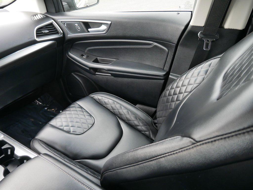 used 2024 Ford Edge car, priced at $27,987