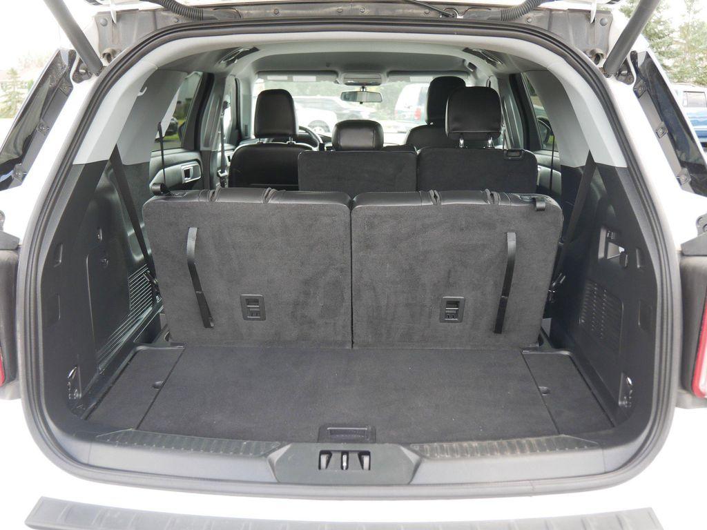 used 2023 Ford Explorer car