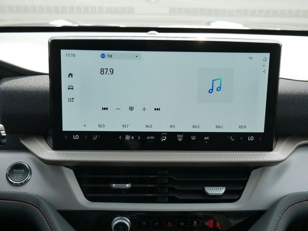 new 2025 Ford Explorer car, priced at $48,920