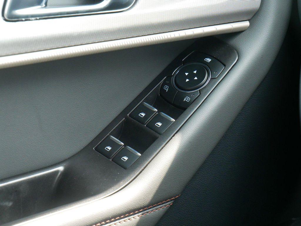 new 2025 Ford Explorer car, priced at $48,920