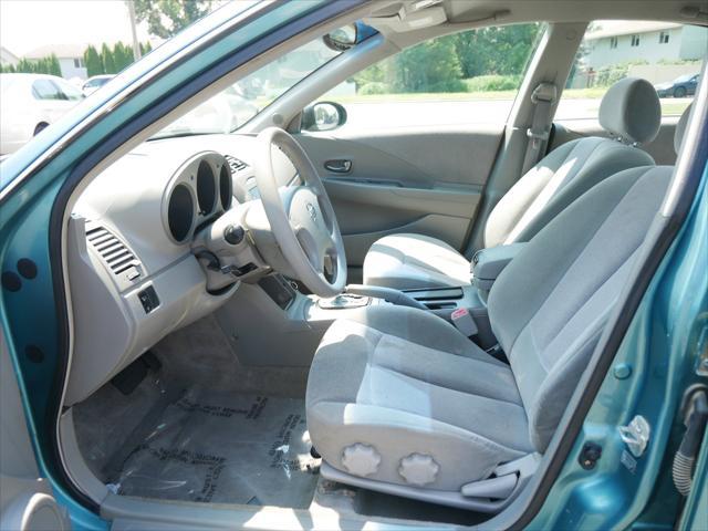 used 2002 Nissan Altima car, priced at $2,987