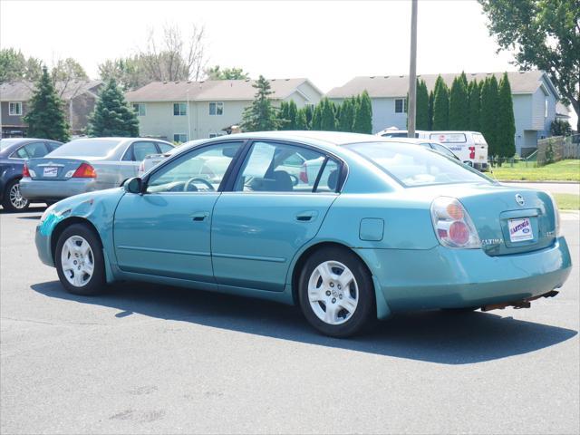 used 2002 Nissan Altima car, priced at $2,987
