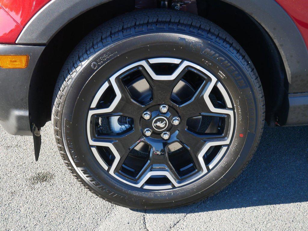 new 2025 Ford Bronco Sport car, priced at $36,867