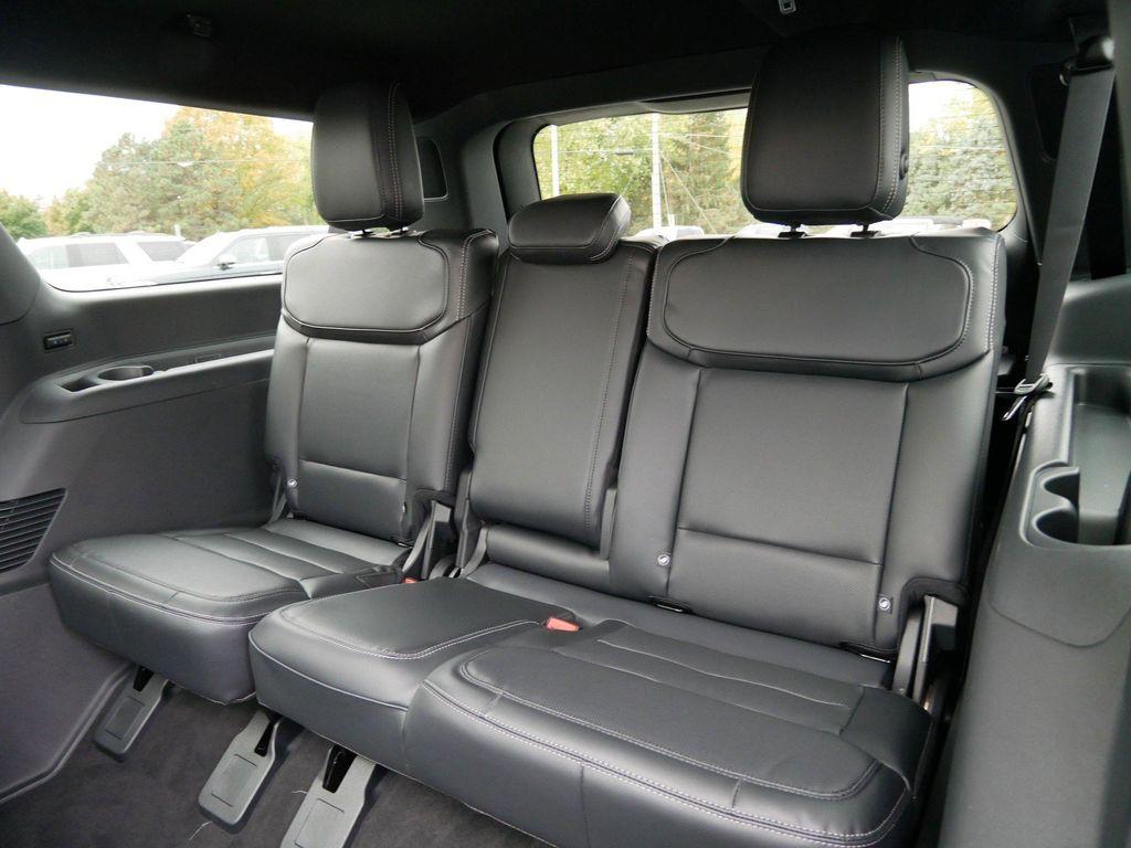 new 2025 Ford Expedition Max car, priced at $87,375