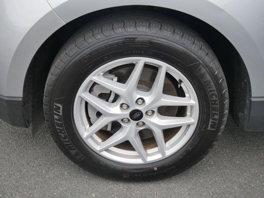 used 2024 Ford Edge car, priced at $22,987