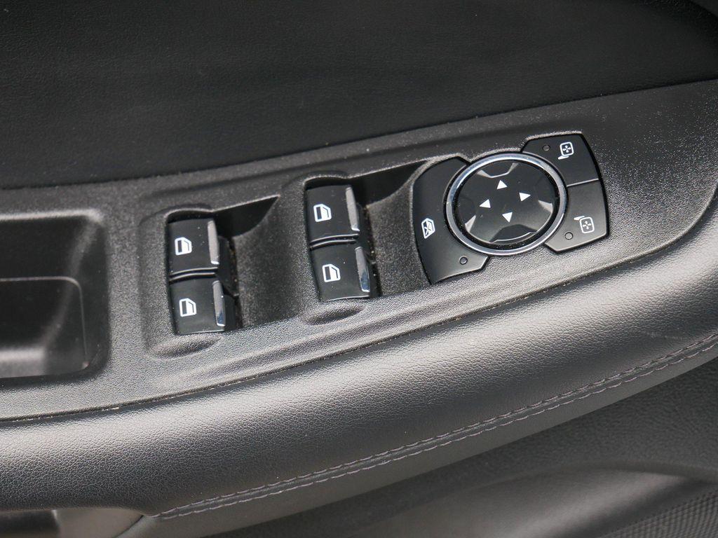 used 2024 Ford Edge car, priced at $22,987