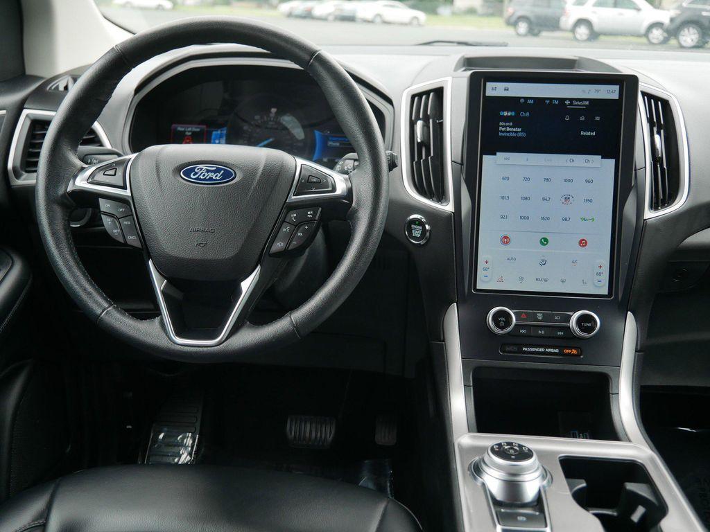 used 2024 Ford Edge car, priced at $22,987
