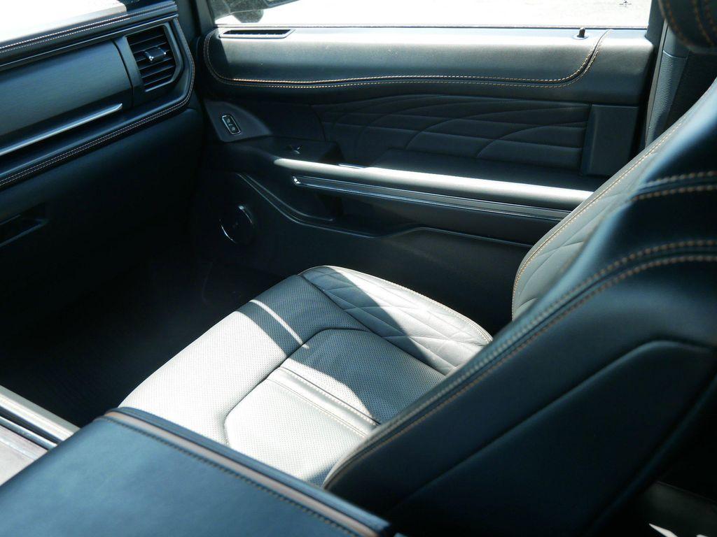 used 2022 Ford Expedition car, priced at $49,487