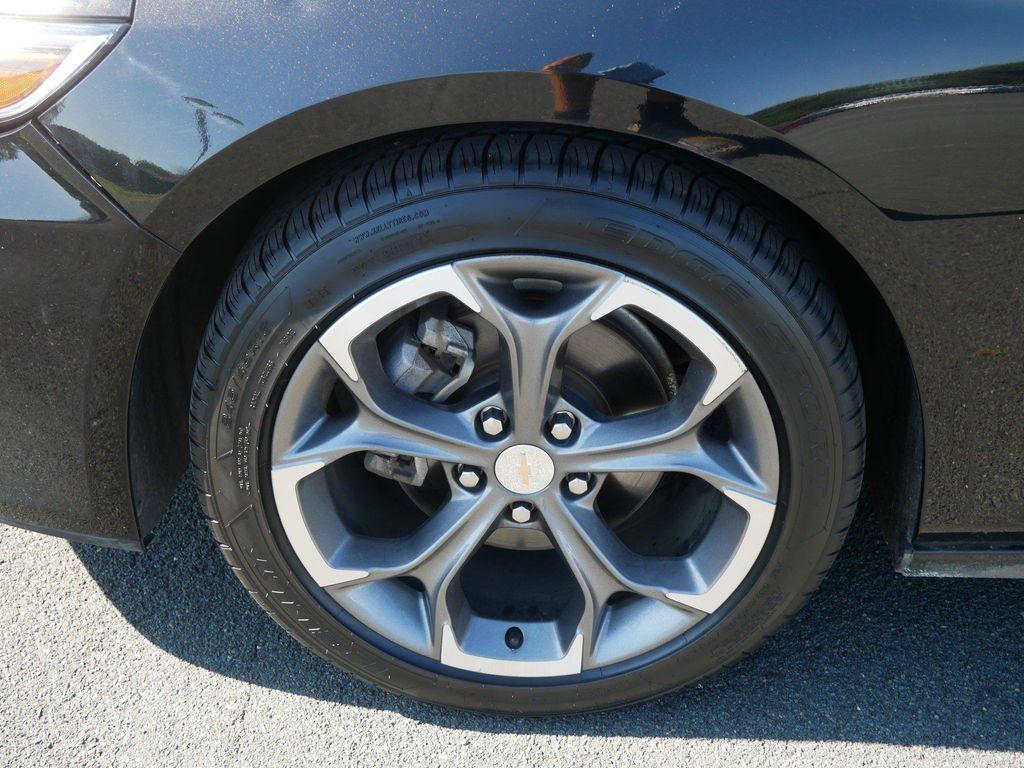 used 2023 Chevrolet Malibu car, priced at $17,987