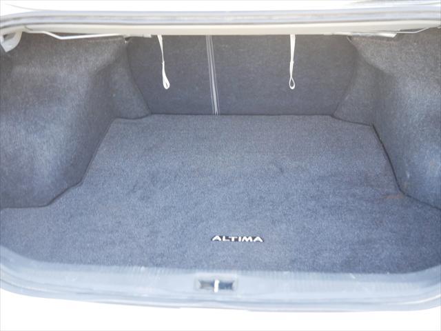 used 2010 Nissan Altima car, priced at $8,987