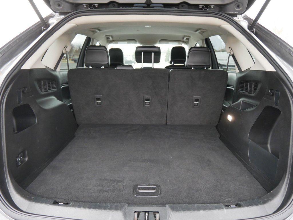 used 2023 Ford Edge car, priced at $22,987