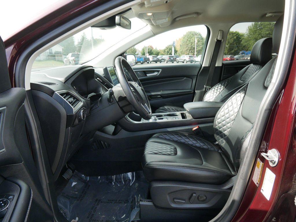 used 2024 Ford Edge car, priced at $27,987