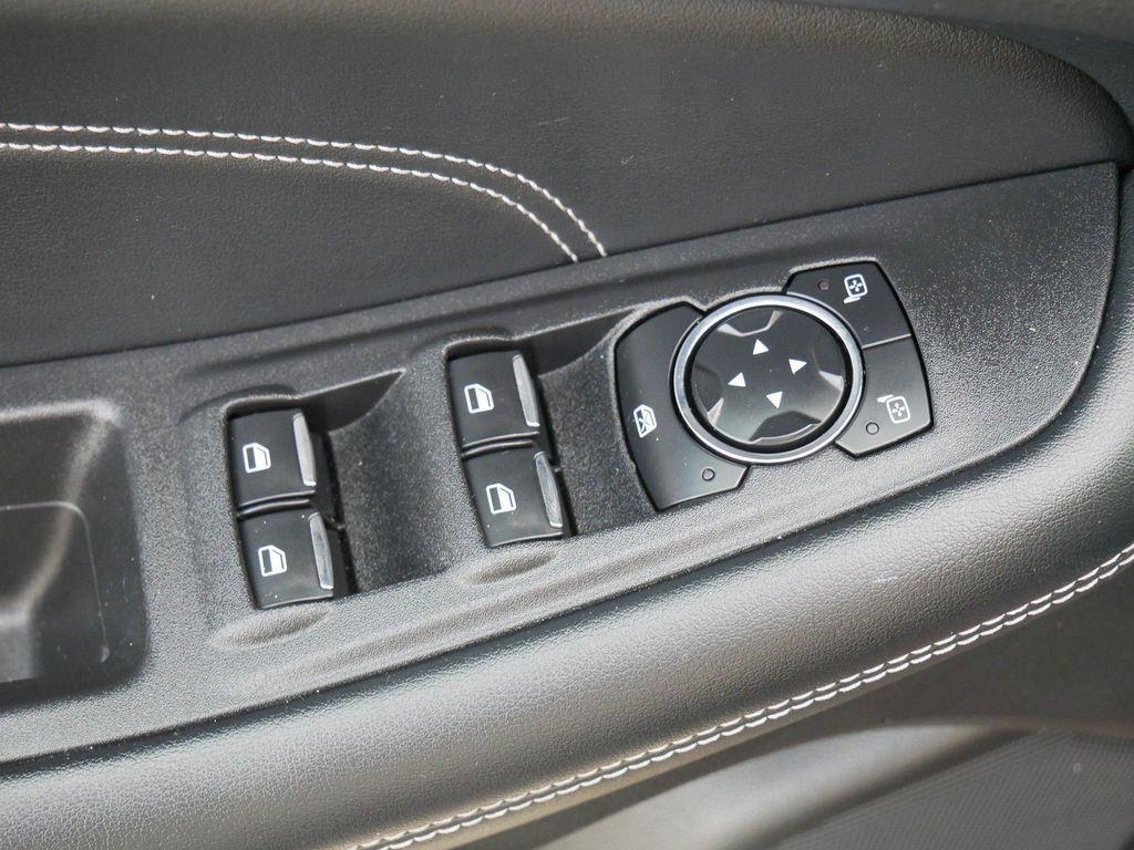 used 2024 Ford Edge car, priced at $27,987