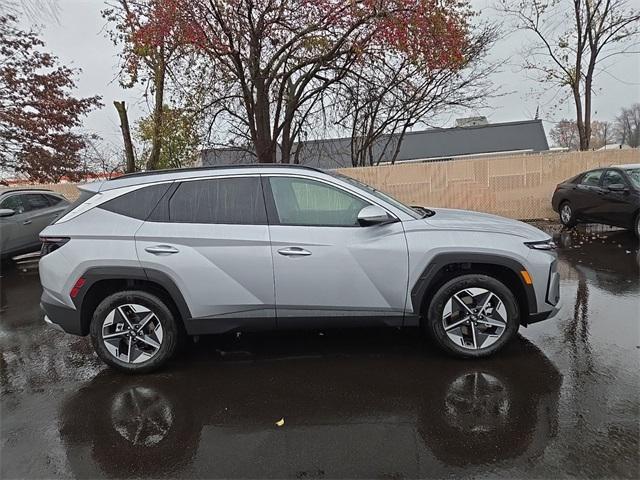 new 2025 Hyundai Tucson Hybrid car, priced at $37,445