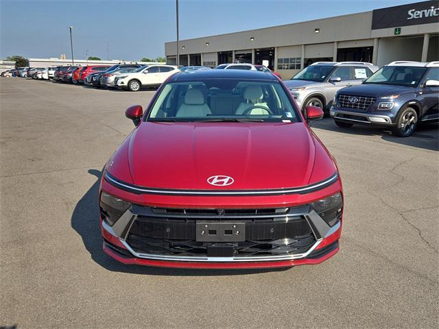 new 2025 Hyundai Sonata Hybrid car, priced at $37,538