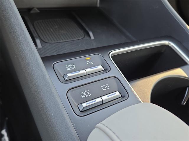 new 2025 Hyundai Sonata Hybrid car, priced at $37,538