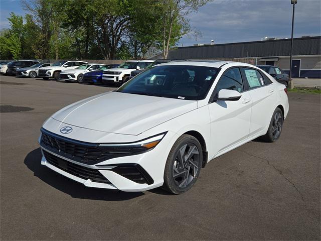 new 2025 Hyundai Elantra car, priced at $30,595