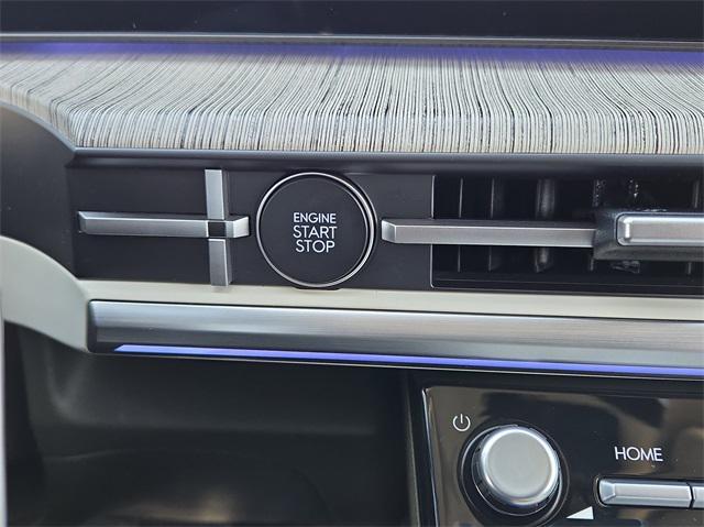 new 2025 Hyundai SANTA FE HEV car, priced at $49,914