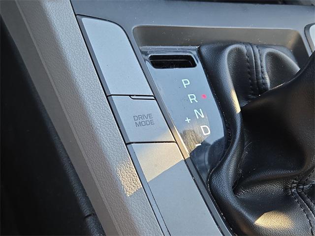 used 2017 Hyundai Elantra car