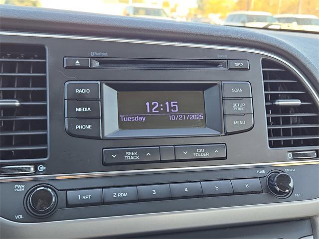 used 2017 Hyundai Elantra car