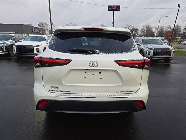 used 2020 Toyota Highlander car, priced at $34,991