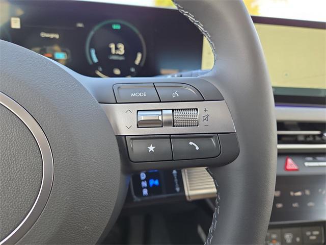 new 2025 Hyundai Sonata Hybrid car, priced at $38,465