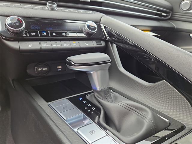 new 2025 Hyundai Elantra car, priced at $27,150