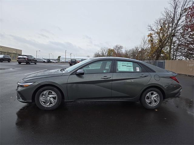 new 2024 Hyundai Elantra car, priced at $23,349