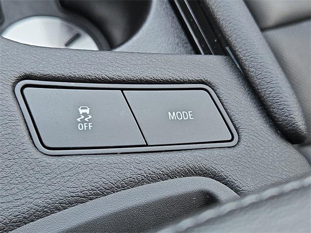 used 2021 Cadillac XT5 car, priced at $30,991