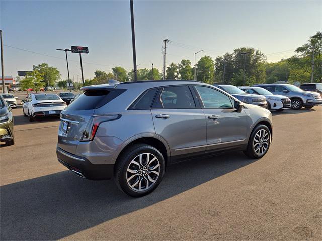 used 2021 Cadillac XT5 car, priced at $30,991