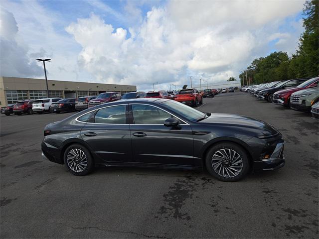 new 2025 Hyundai Sonata Hybrid car, priced at $36,312